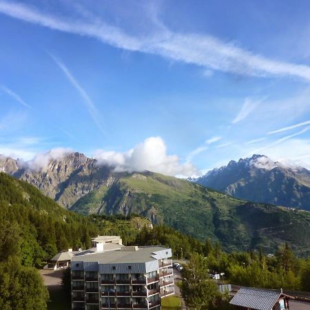 Skis Aux Pieds Station 1600 Sun Vallee Puy-Saint-Vincent Exterior foto